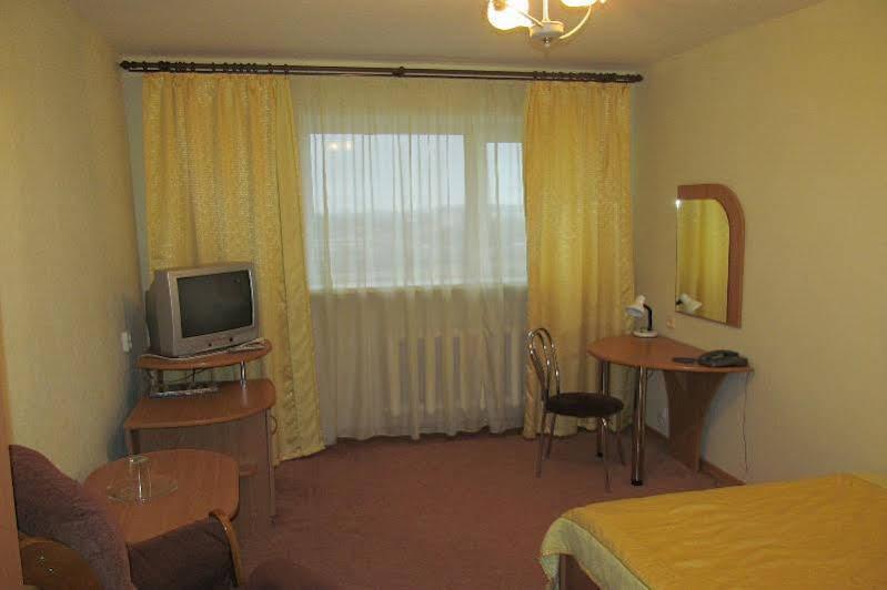 Hotel Vetraz Vitebsk Ngoại thất bức ảnh