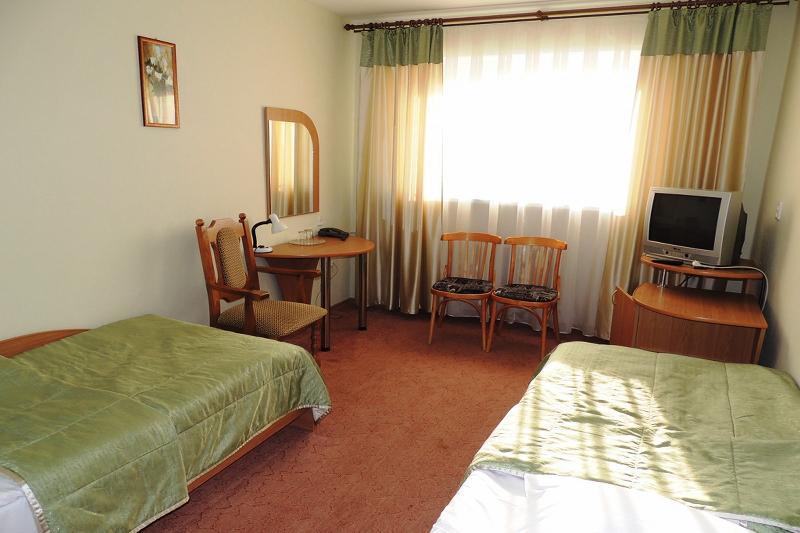 Hotel Vetraz Vitebsk Ngoại thất bức ảnh