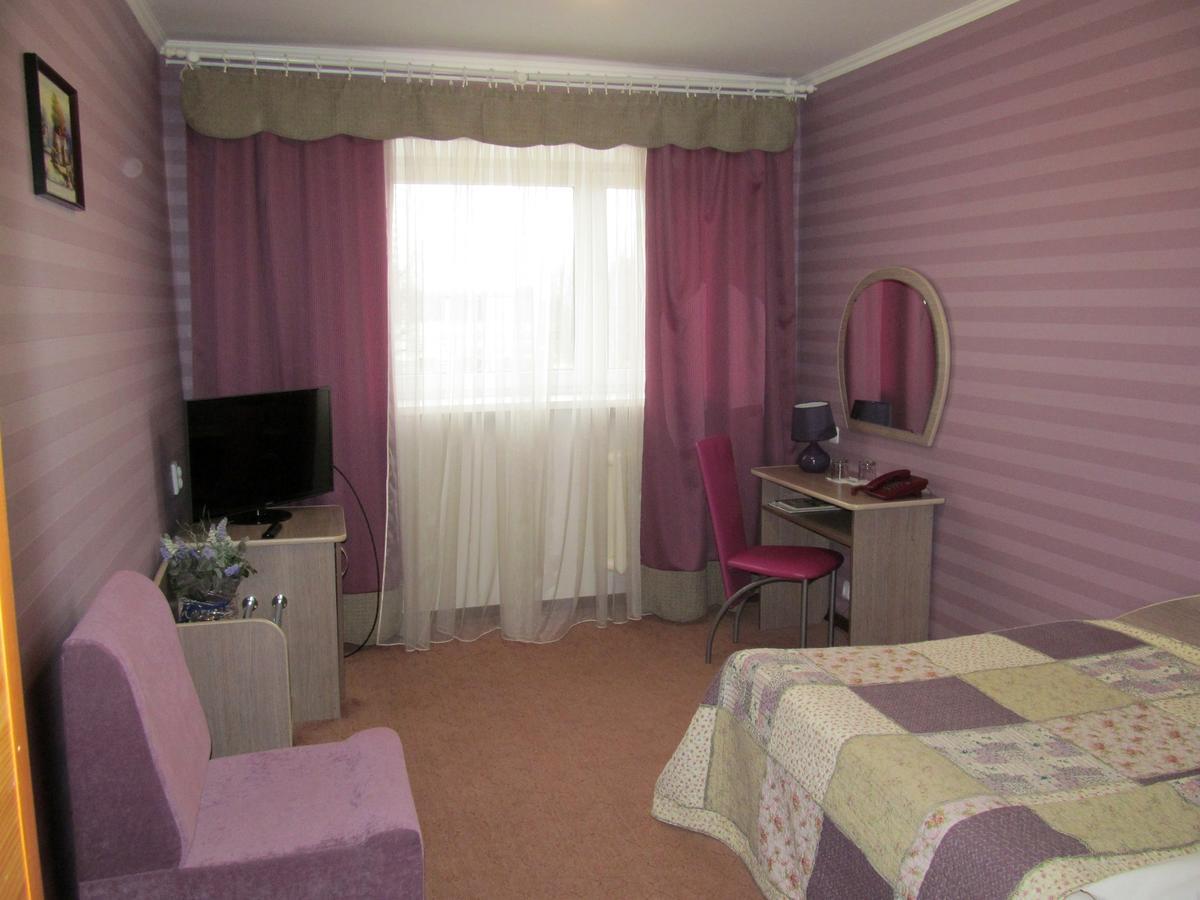 Hotel Vetraz Vitebsk Ngoại thất bức ảnh