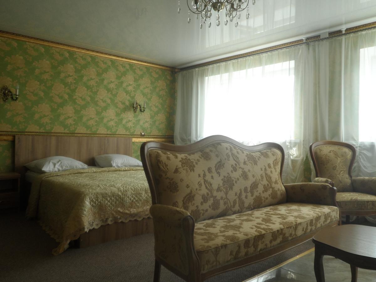 Hotel Vetraz Vitebsk Ngoại thất bức ảnh
