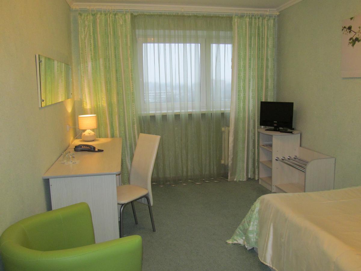 Hotel Vetraz Vitebsk Ngoại thất bức ảnh