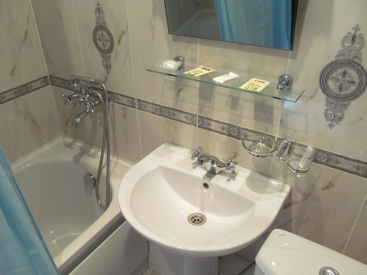 Hotel Vetraz Vitebsk Ngoại thất bức ảnh