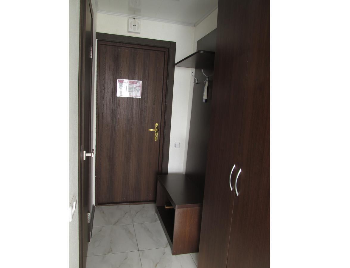 Hotel Vetraz Vitebsk Ngoại thất bức ảnh