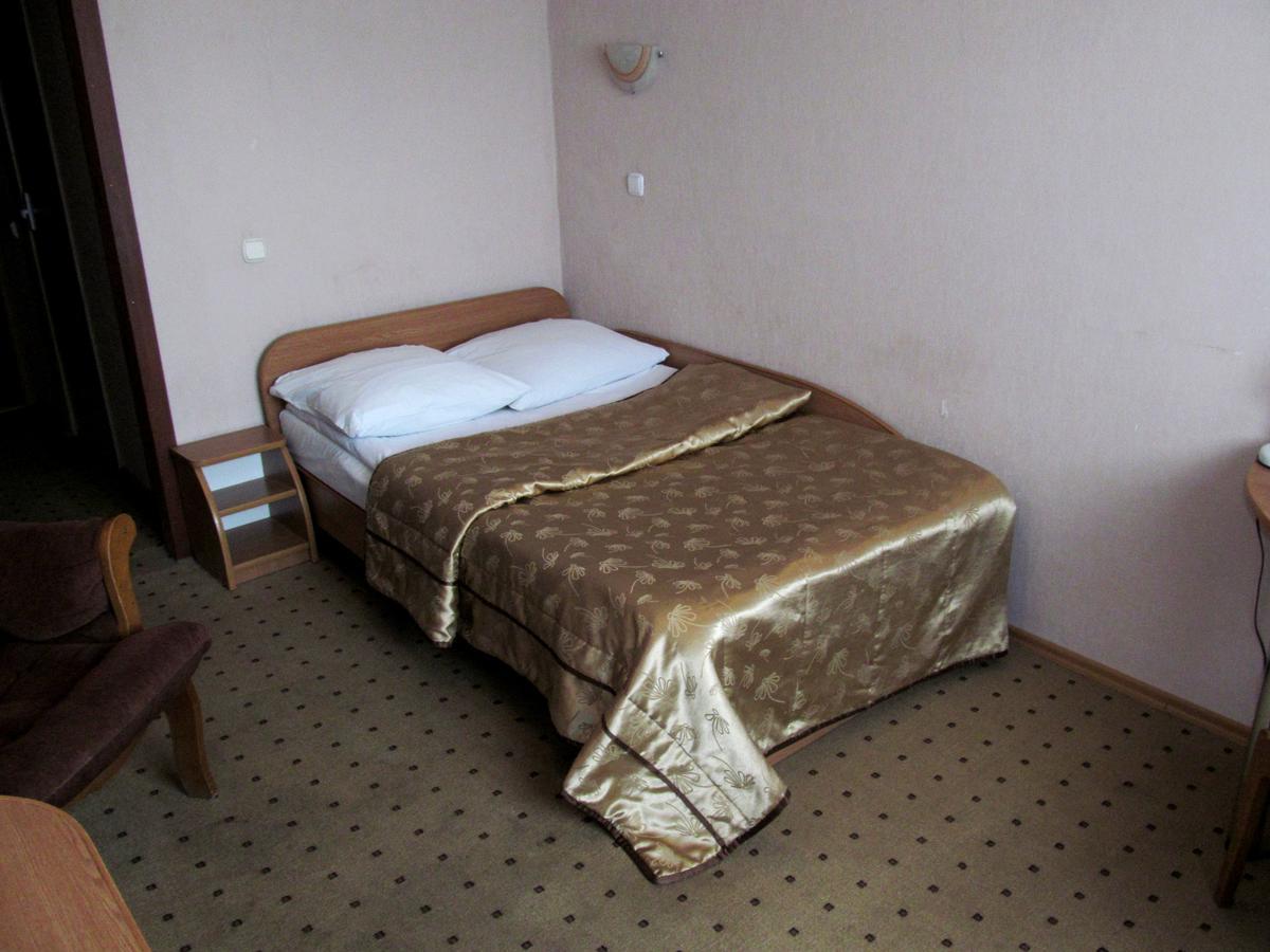 Hotel Vetraz Vitebsk Ngoại thất bức ảnh