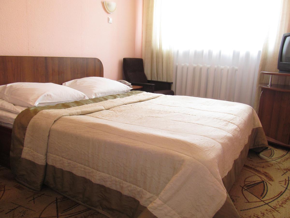 Hotel Vetraz Vitebsk Ngoại thất bức ảnh