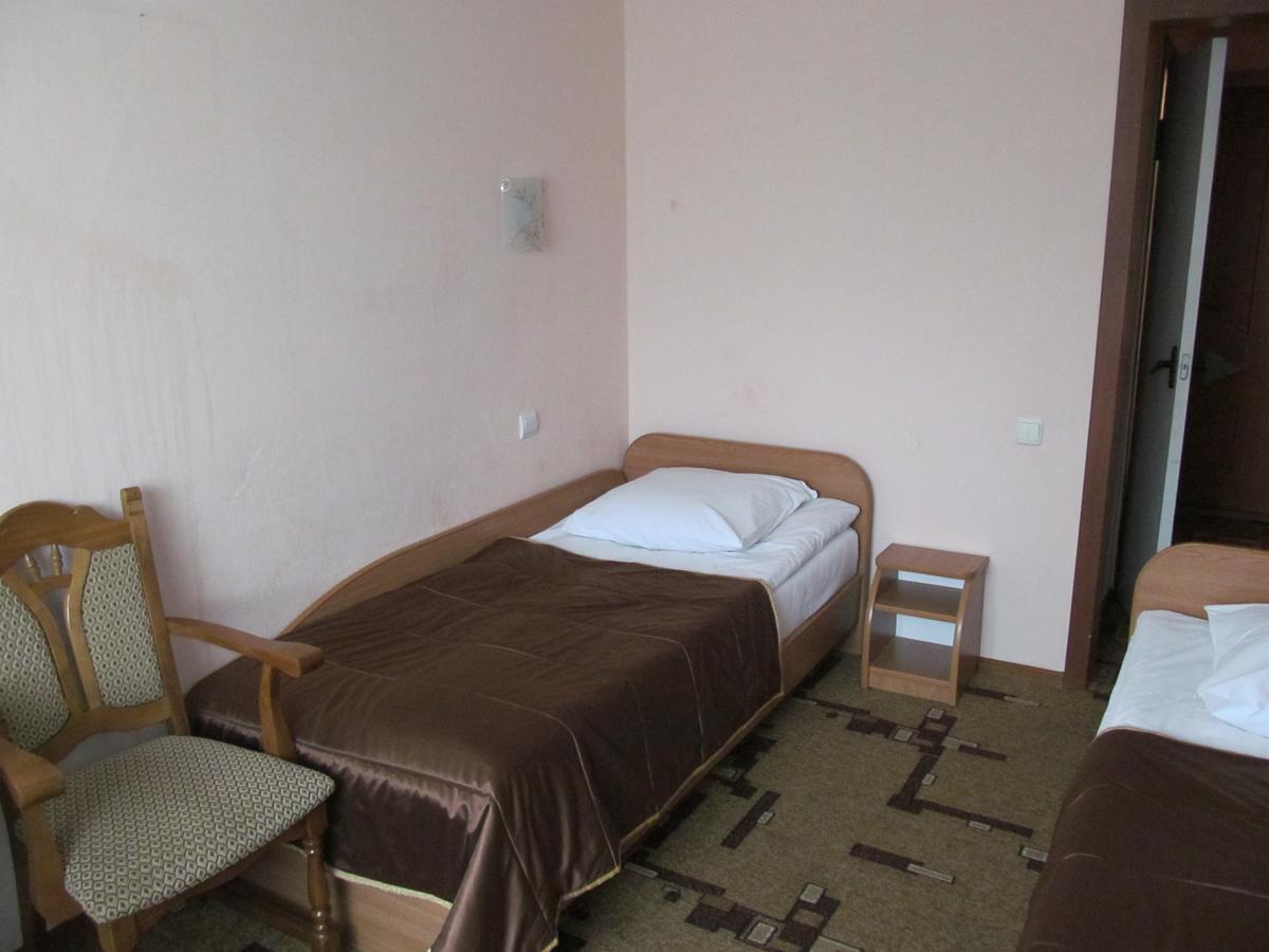 Hotel Vetraz Vitebsk Ngoại thất bức ảnh